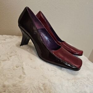 NWOT Luzia Mirnar Women's Red Patent Leather Square Toe Pumps Size